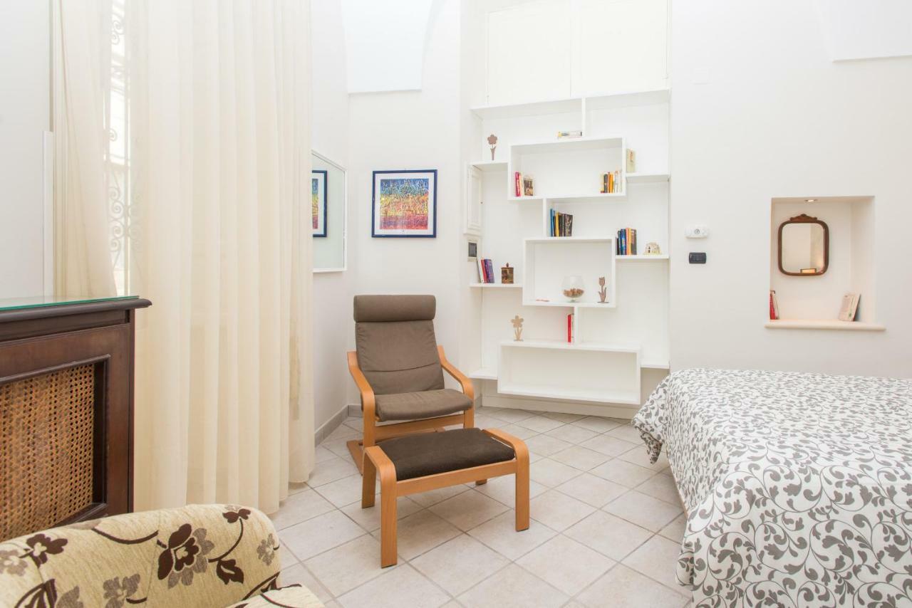 Il Garbino Suite And Apartment Lecce Exterior foto